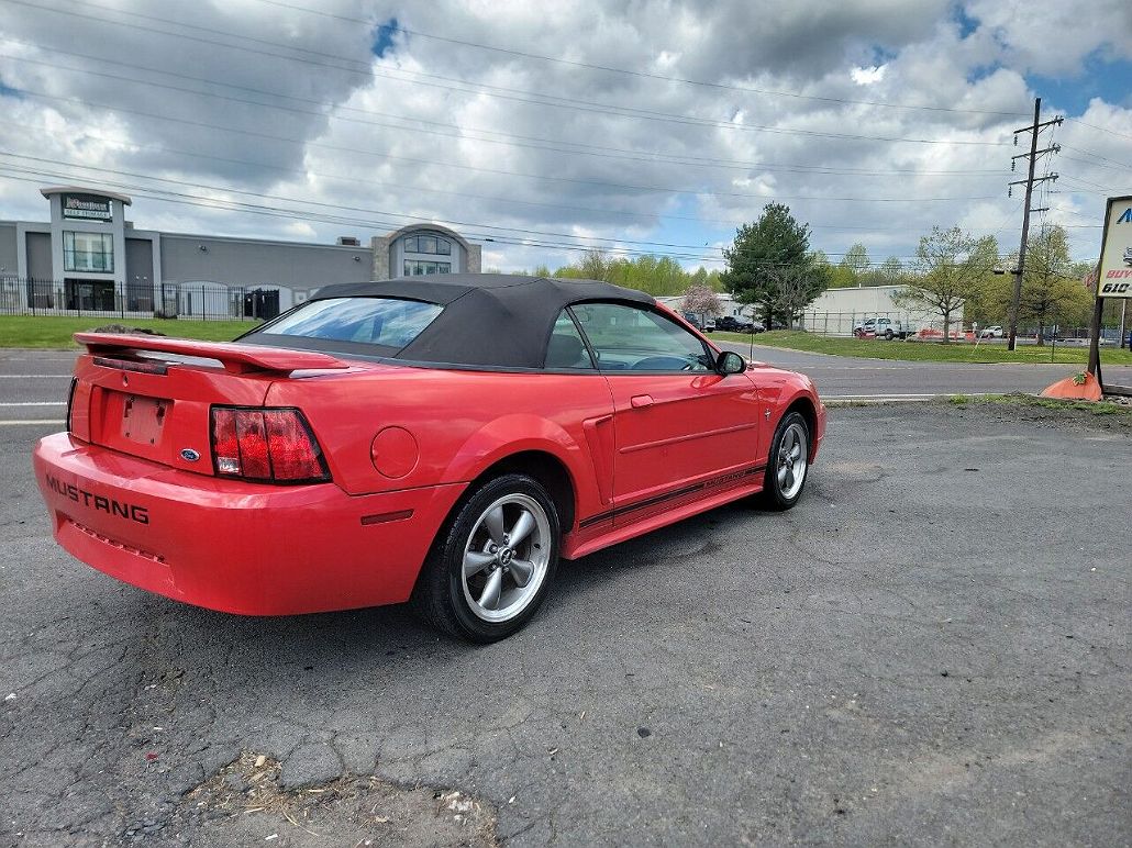 2002 Ford Mustang null image 2