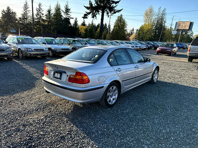 2005 BMW 3 Series