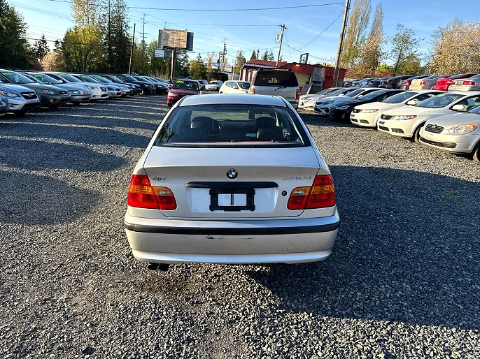2005 BMW 3 Series