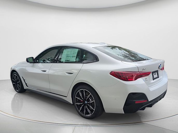2026 BMW i4