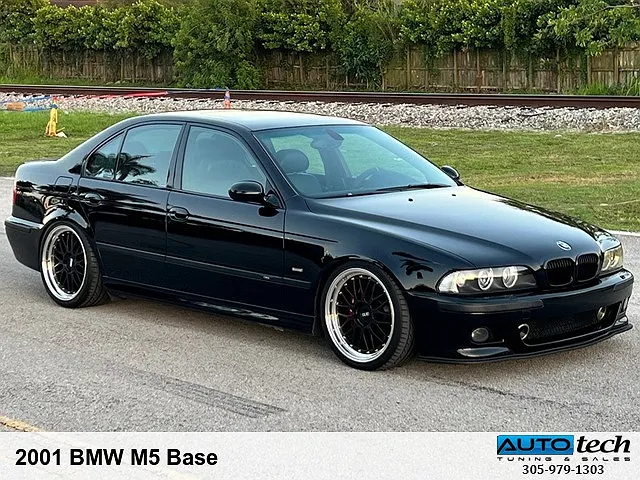 2001 BMW M5 null image 2