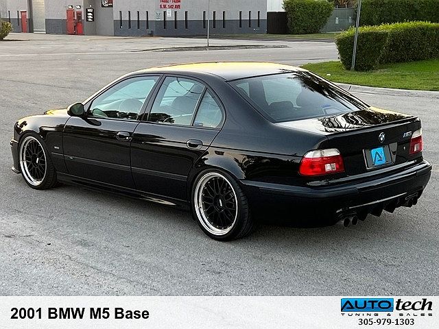 2001 BMW M5 null image 3
