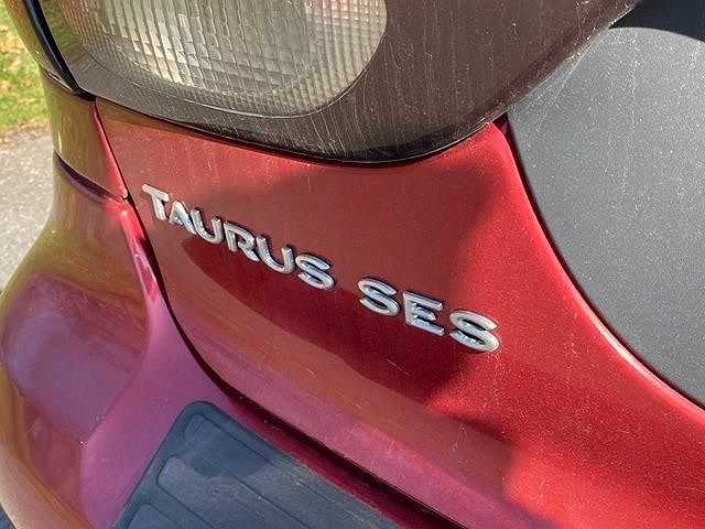 2001 Ford Taurus SE image 8