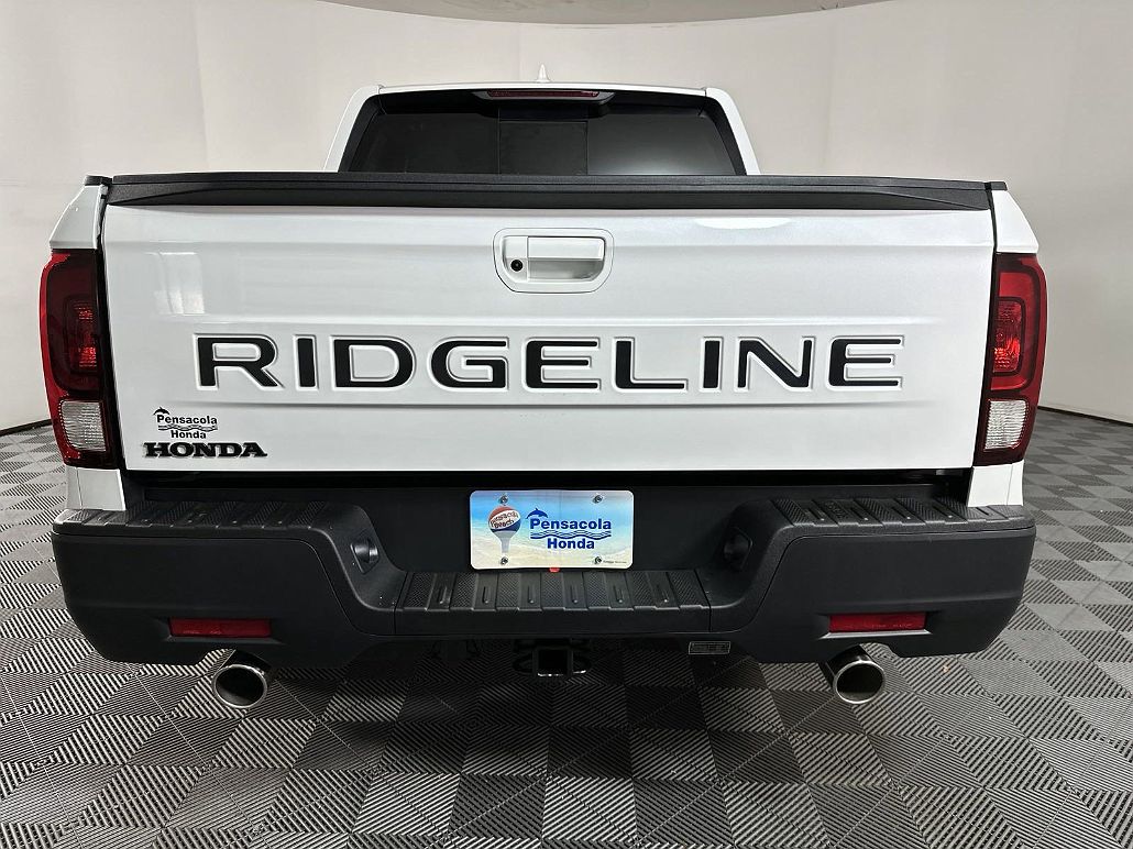 2024 Honda Ridgeline RTL image 5