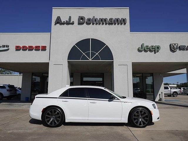 2018 Chrysler 300
