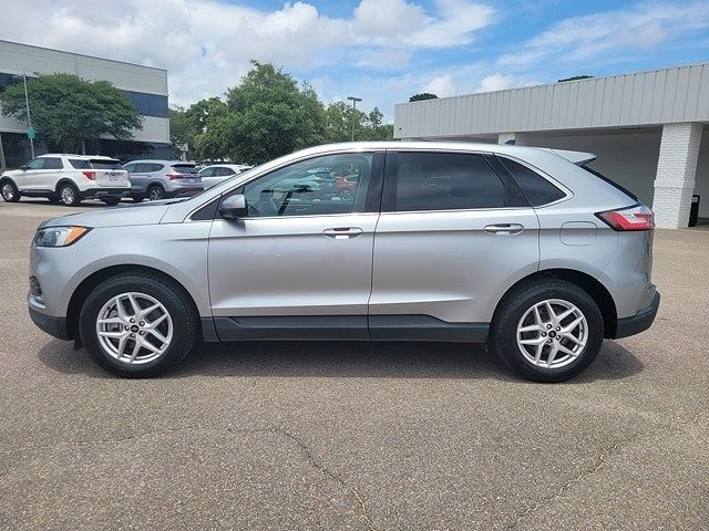 2023 Ford Edge