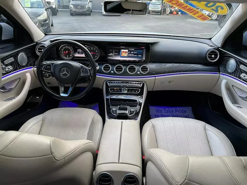 2017 Mercedes-Benz E-Class E 300 image 5