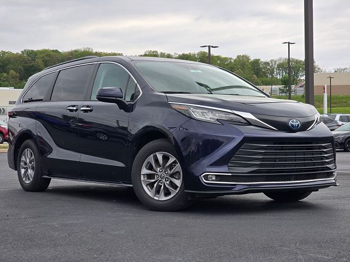 2023 Toyota Sienna