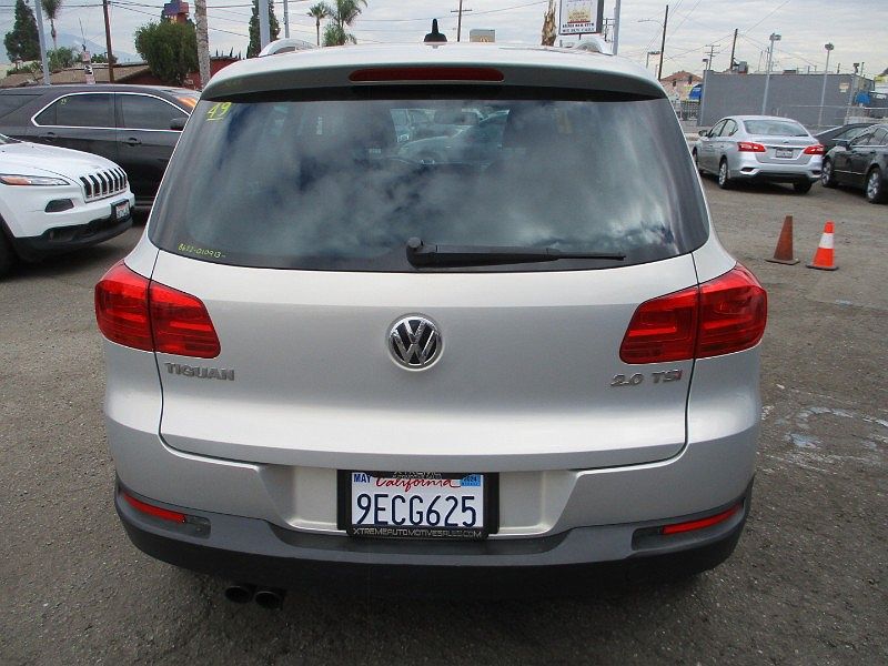 2013 Volkswagen Tiguan SE image 4