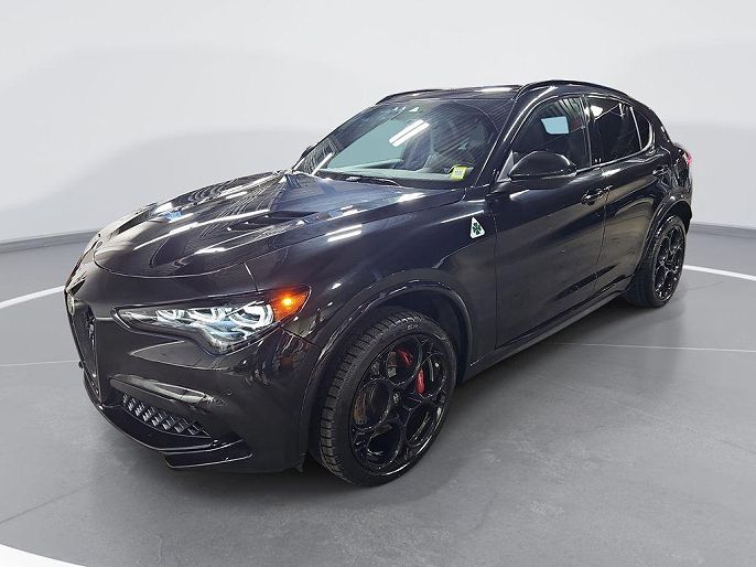 2024 Alfa Romeo Stelvio