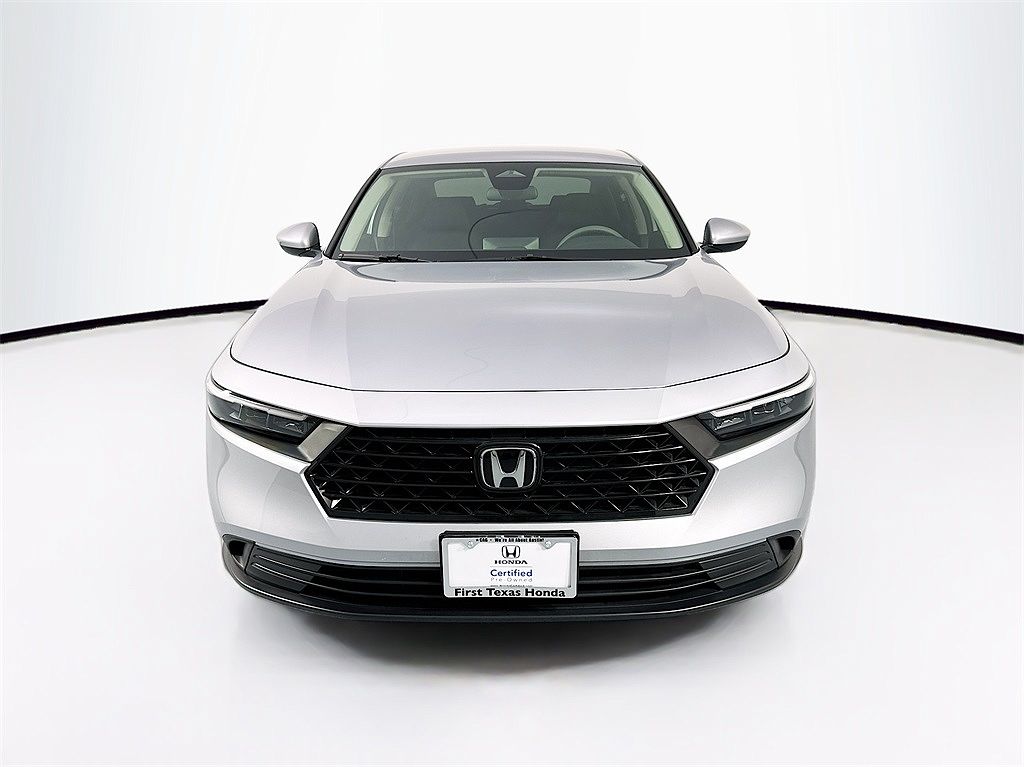 2023 Honda Accord LX image 1