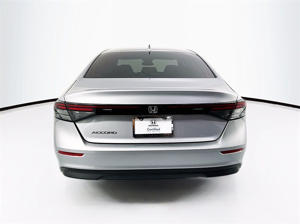 2023 Honda Accord LX image 5