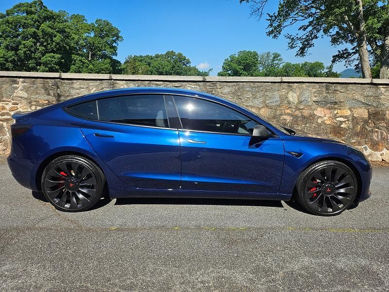 2023 Tesla Model 3