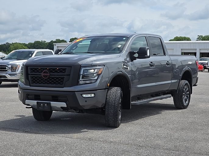 2023 Nissan Titan XD
