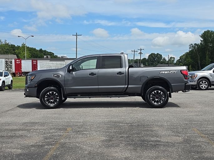 2023 Nissan Titan XD