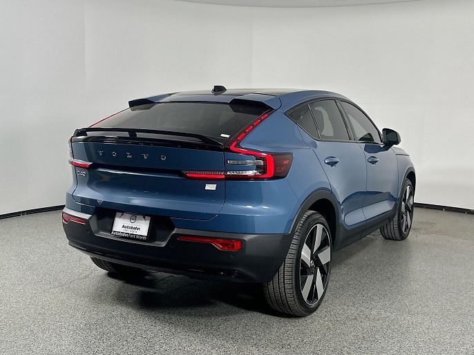 2024 Volvo C40