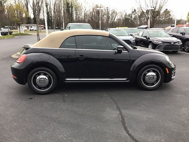 2018 Volkswagen Beetle Coast image 3