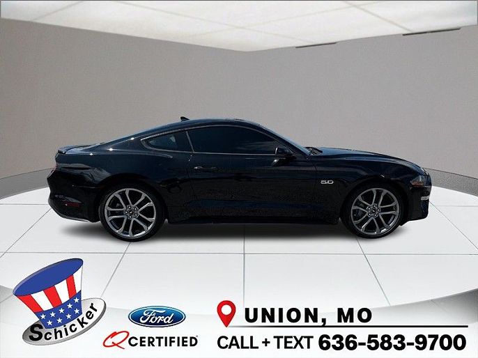 2022 Ford Mustang