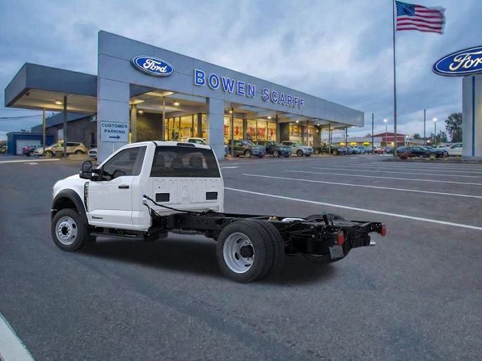 2025 Ford F-550