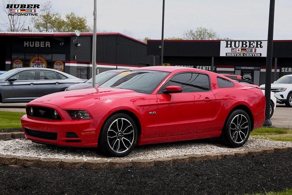 2014 Ford Mustang GT image 0