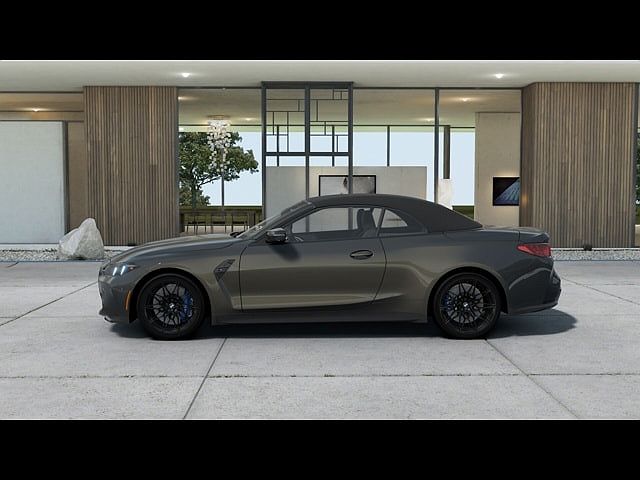 2025 BMW M4 Competition xDrive image 3