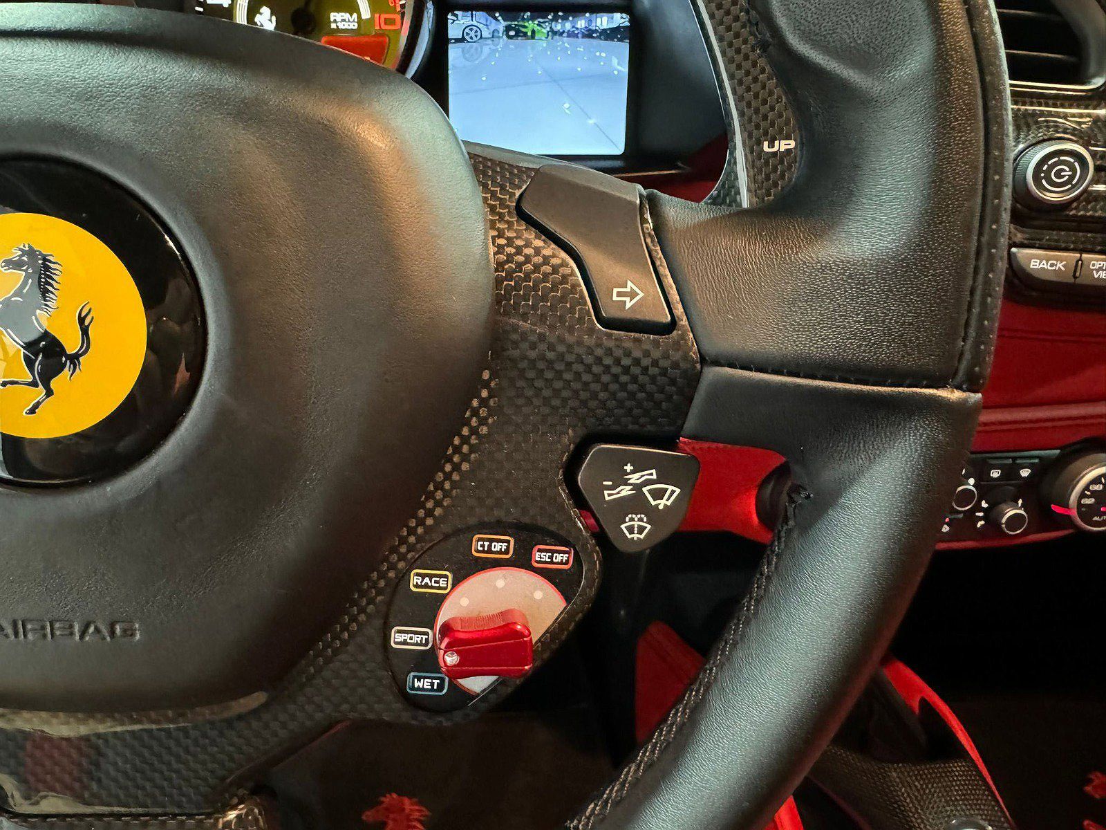 2017 Ferrari 488 GTB image 16