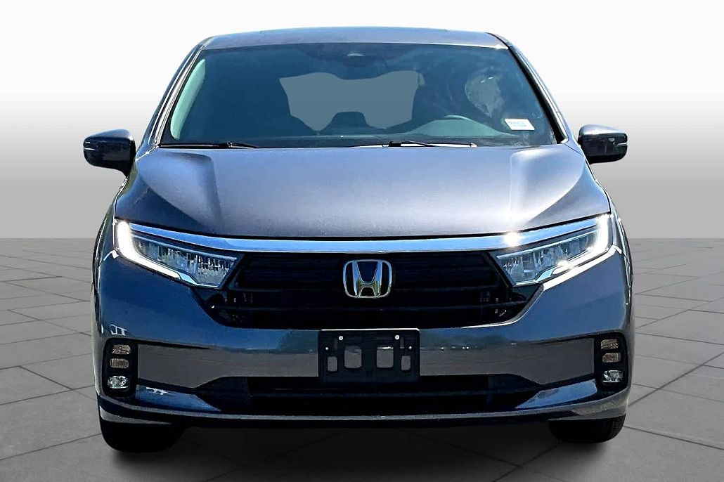 2024 Honda Odyssey EX image 2