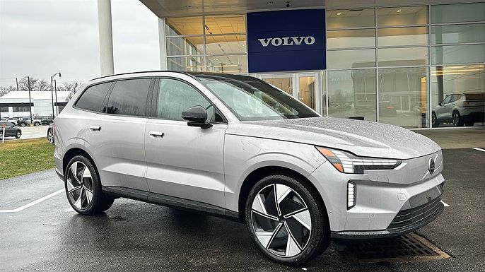 2026 Volvo EX90