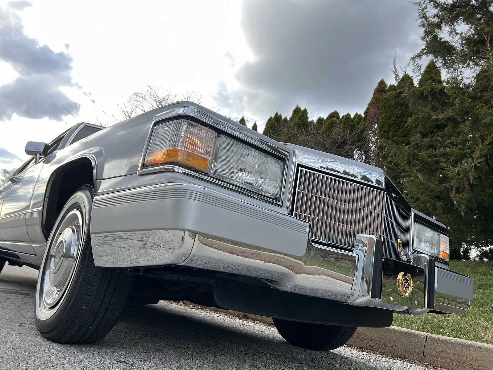 1990 Cadillac Brougham null image 58