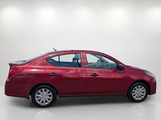 2016 Nissan Versa