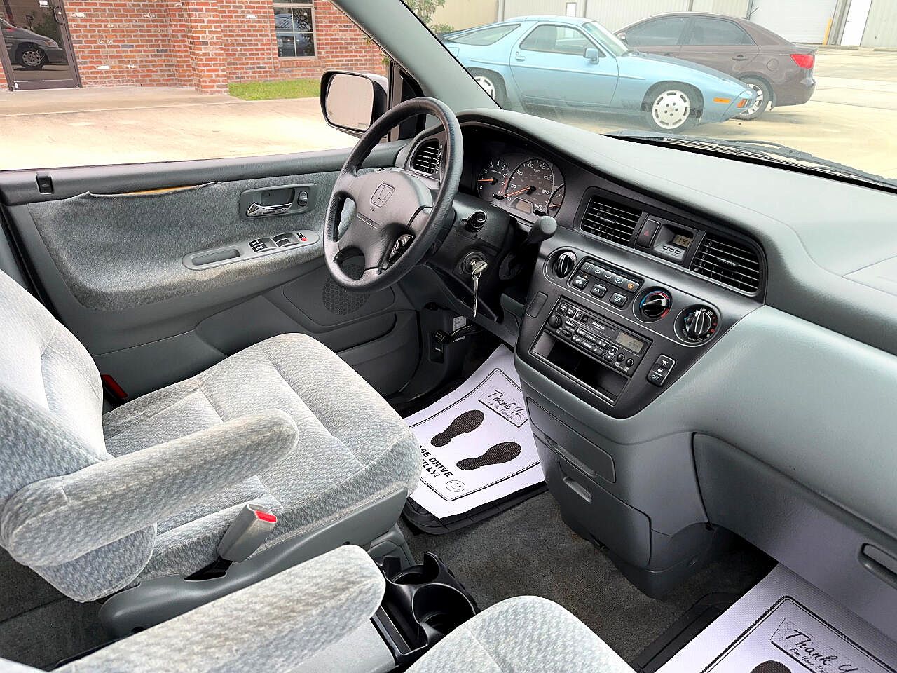 2001 Honda Odyssey LX image 20