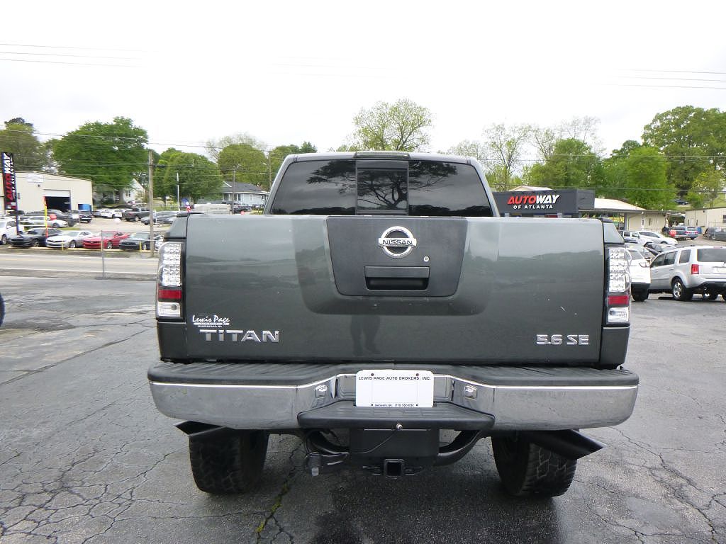 2004 Nissan Titan XE image 4