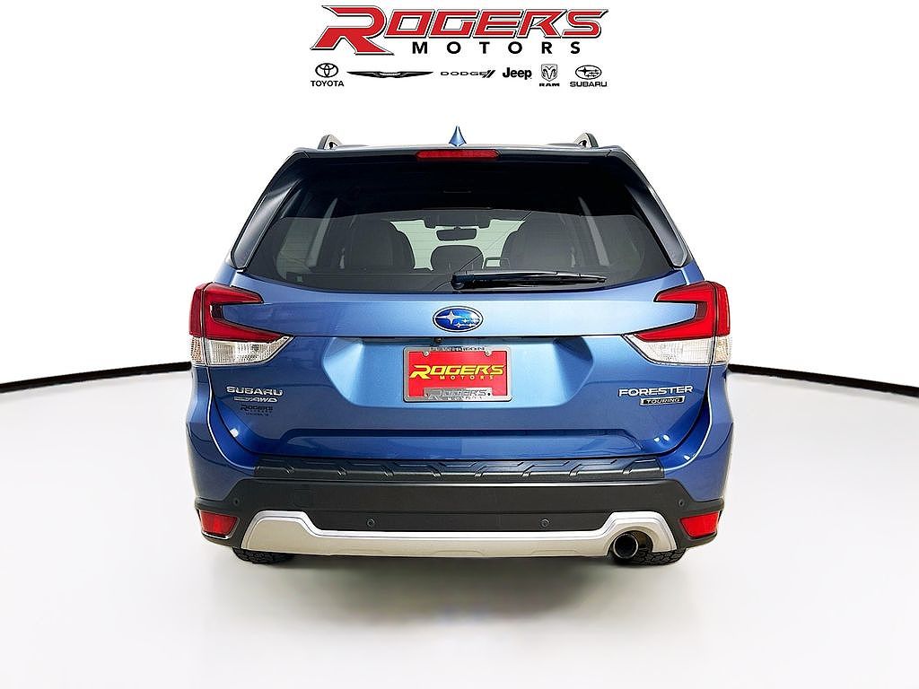2021 Subaru Forester Touring image 5