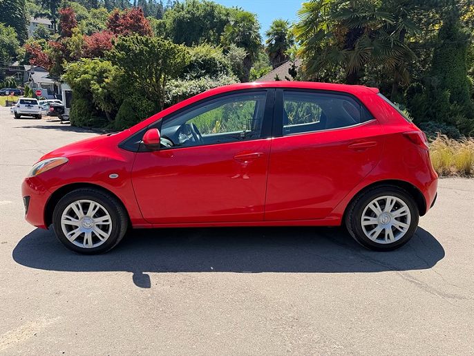 2013 Mazda Mazda2