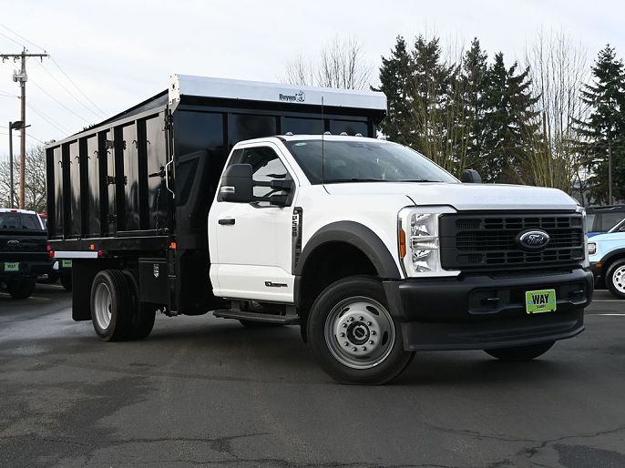 2025 Ford F-550