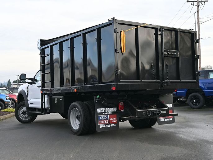 2025 Ford F-550