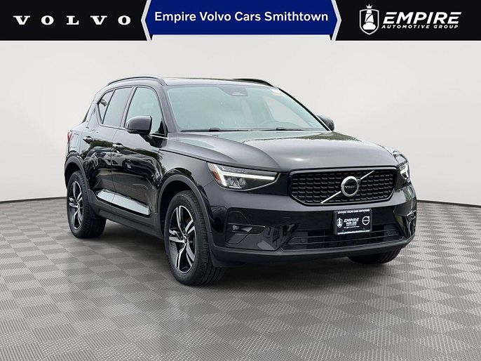 2023 Volvo XC40