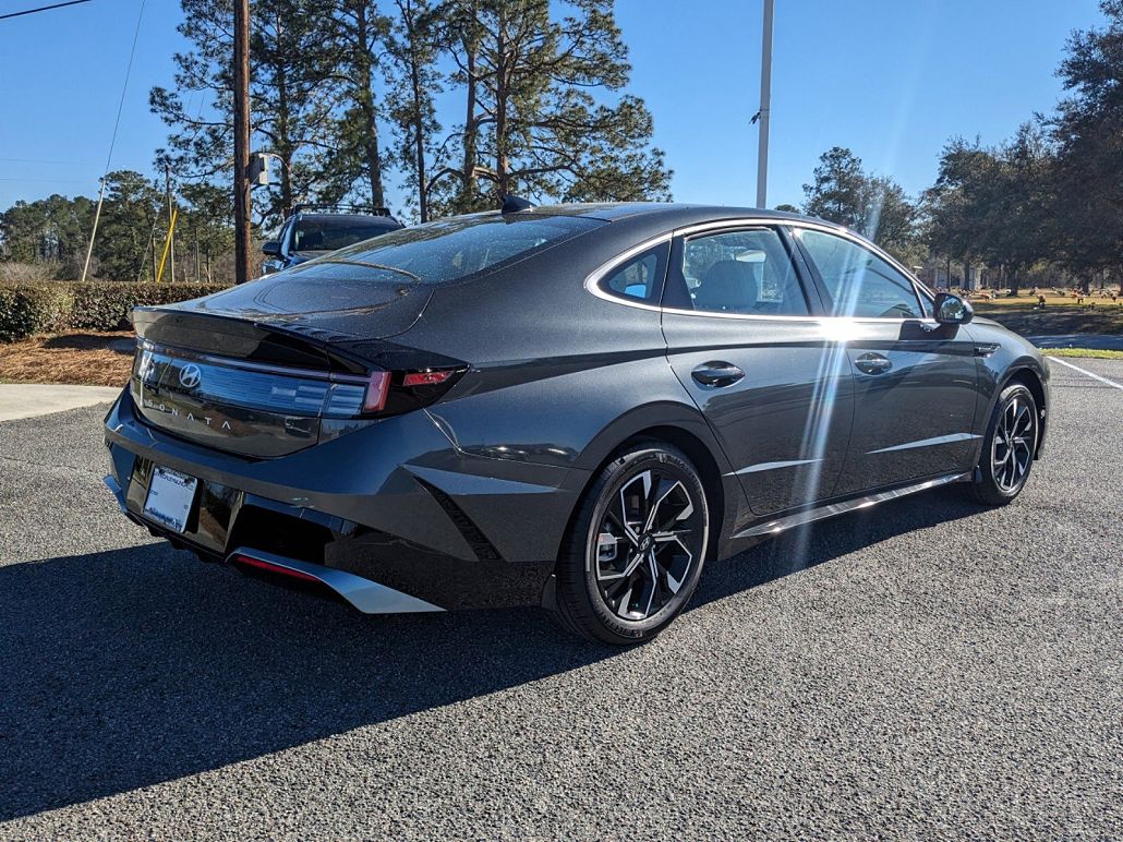 2024 Hyundai Sonata SEL image 3