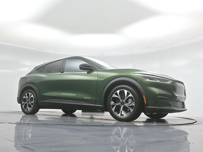 2025 Ford Mustang Mach-E