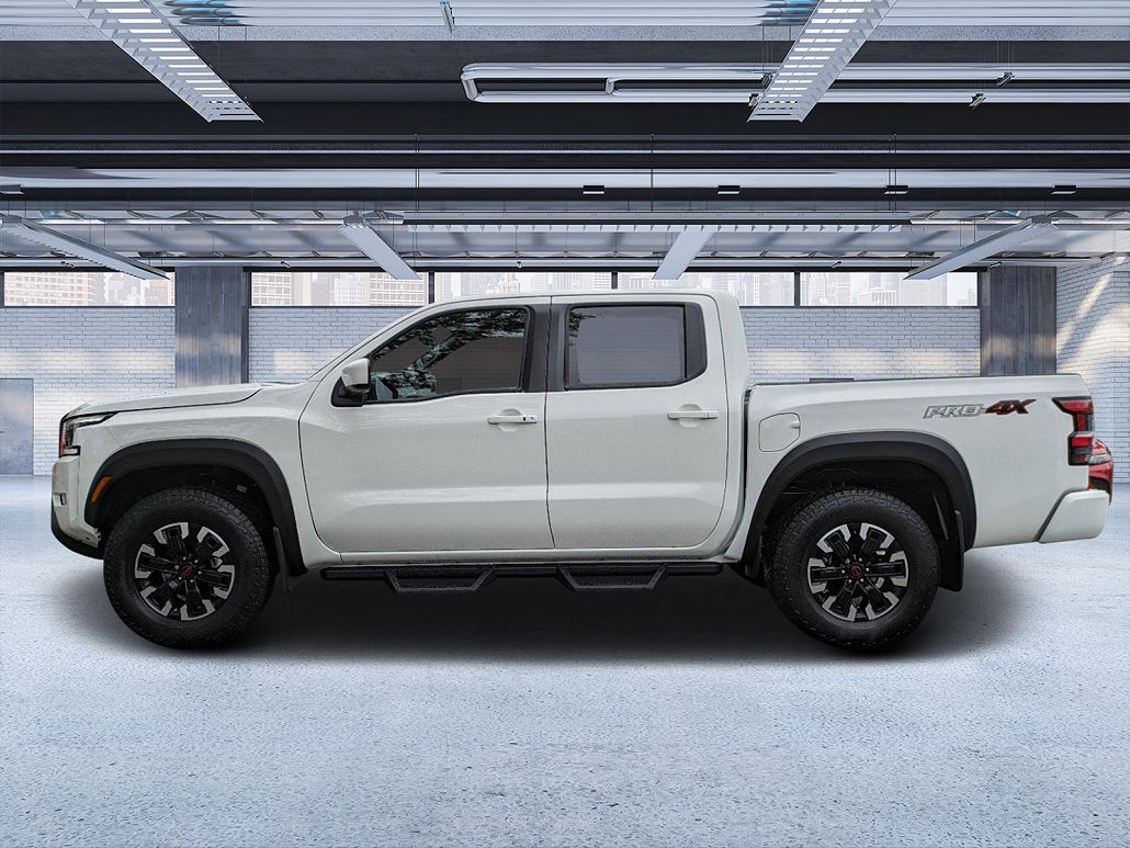 2024 Nissan Frontier PRO-4X image 5