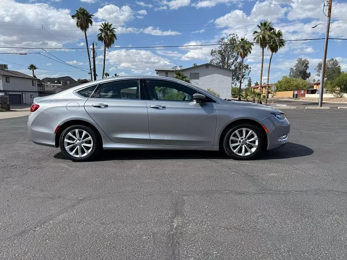 2016 Chrysler 200