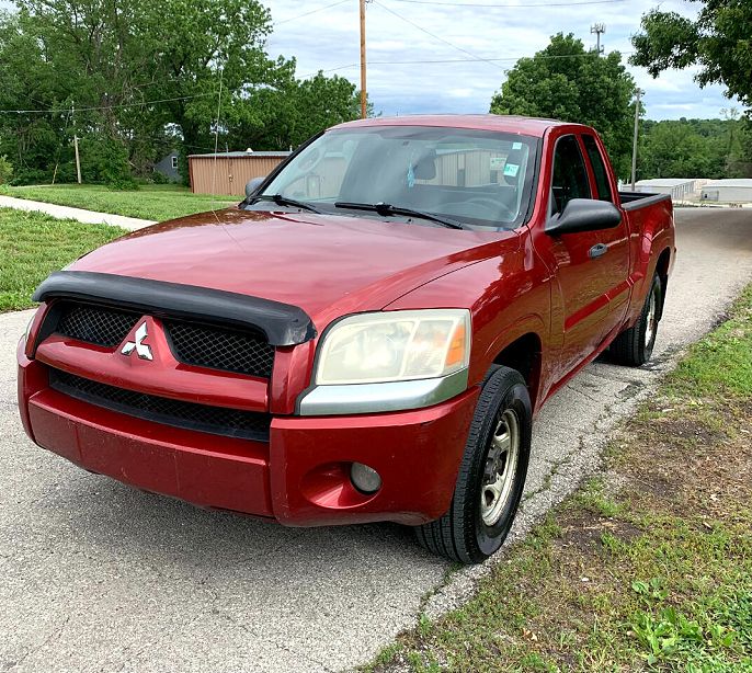 2007 Mitsubishi Raider