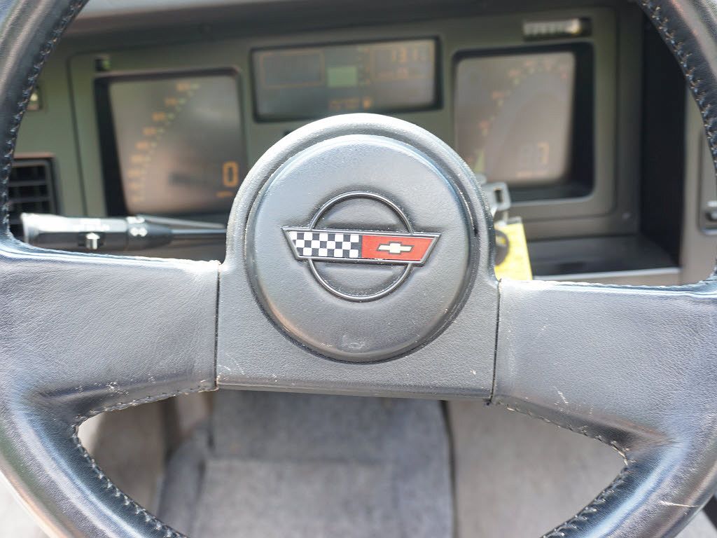 1989 Chevrolet Corvette null image 7