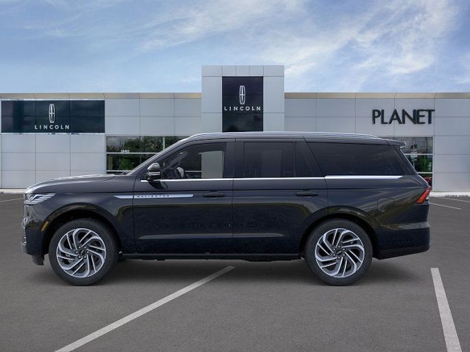 2025 Lincoln Navigator
