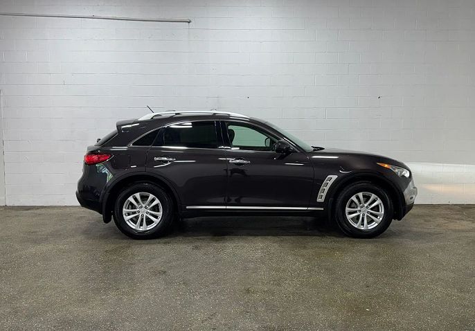 2011 Infiniti FX35