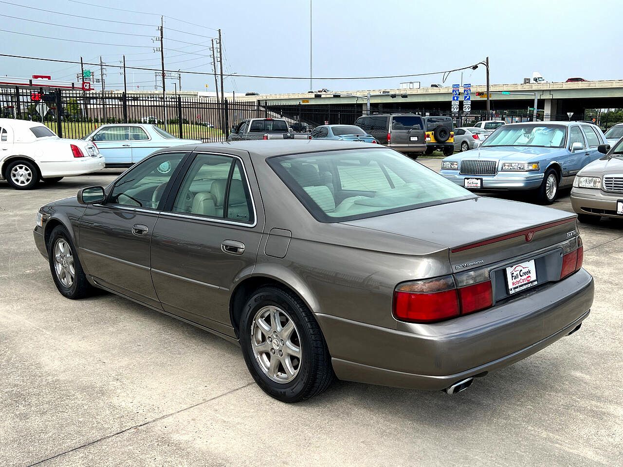 2000 Cadillac Seville STS image 2
