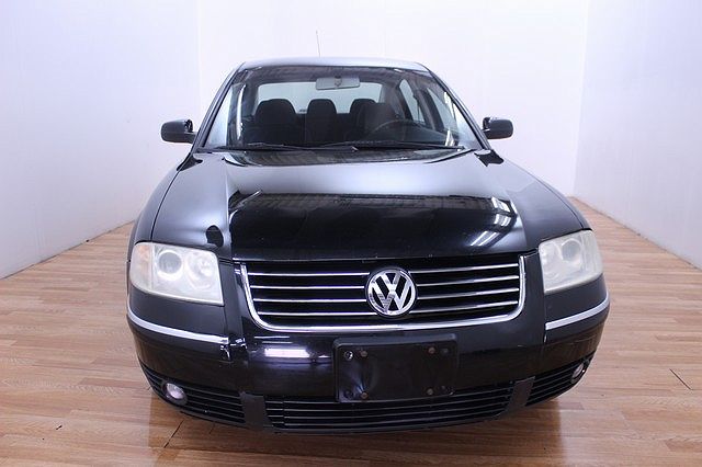 2001 Volkswagen Passat GLS image 2