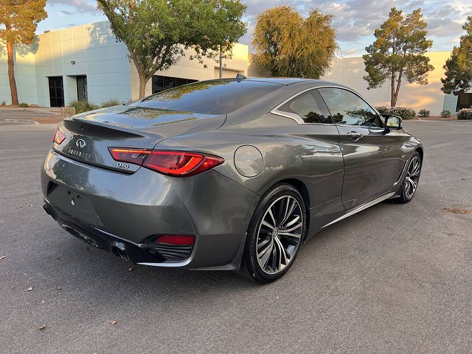 2018 Infiniti Q60