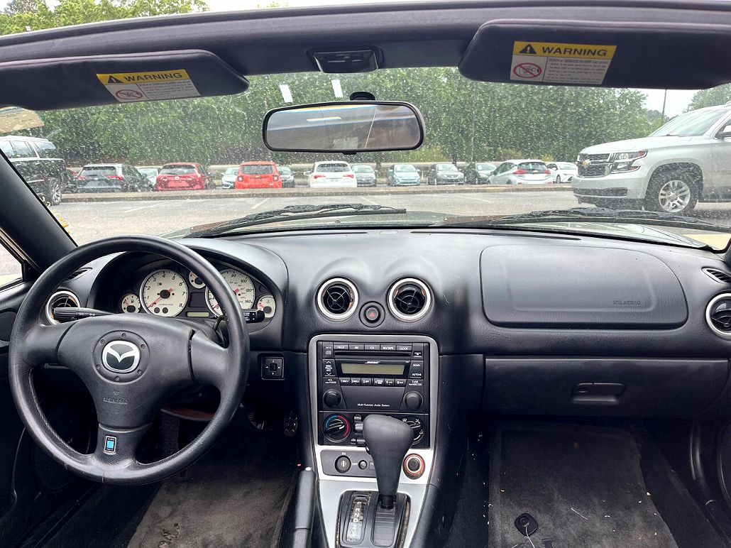 2003 Mazda Miata LS image 3