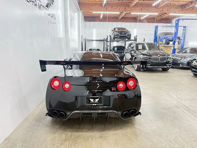 2010 Nissan GT-R